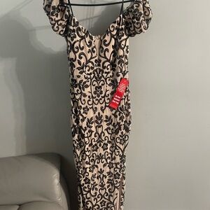 Lovesome Puff-Sleeve Midi Dress in Nude and Black